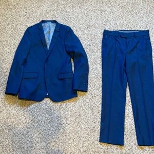 Boys Suit used ONCE!